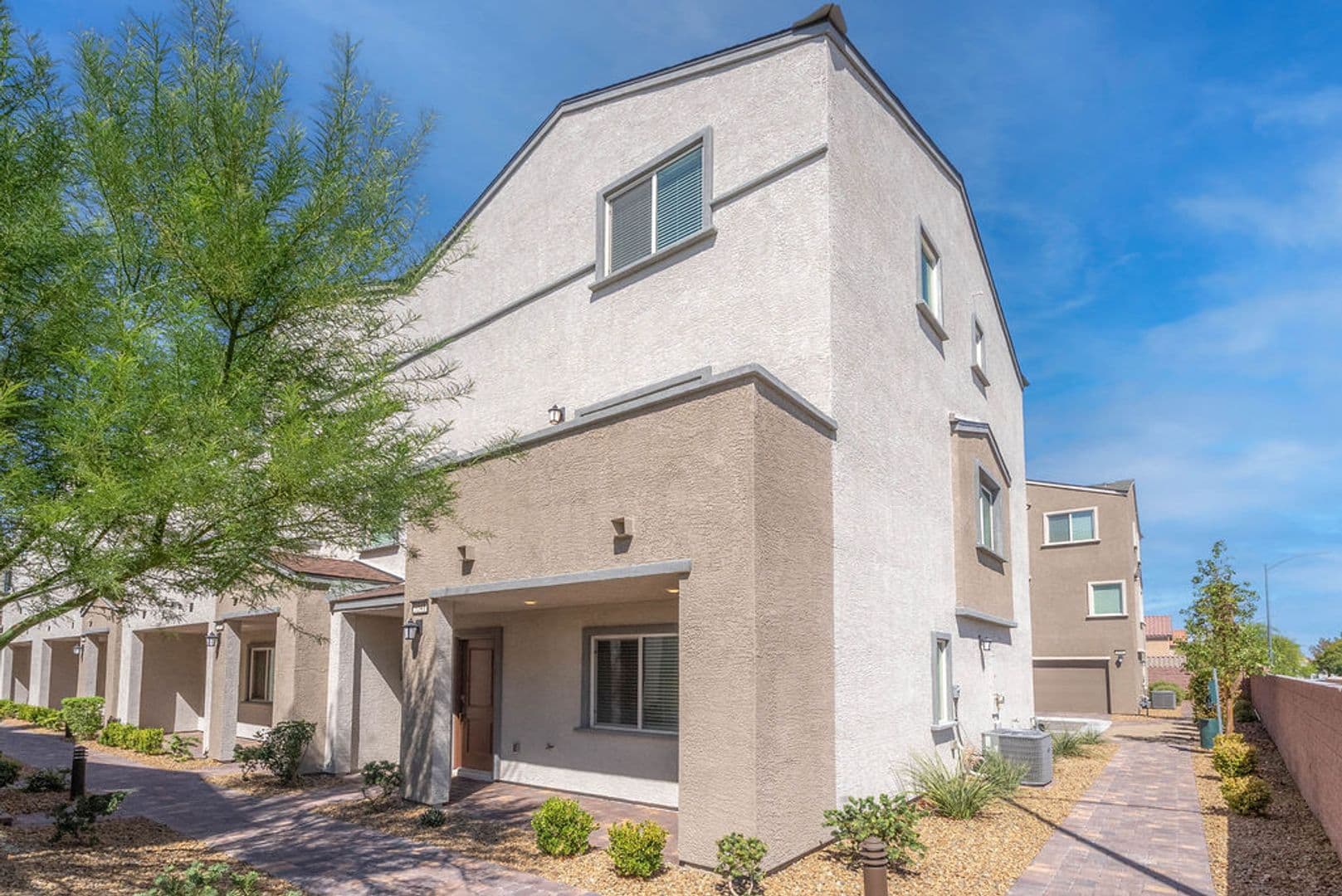 Las Vegas Townhome: 3541 Reserve Ct