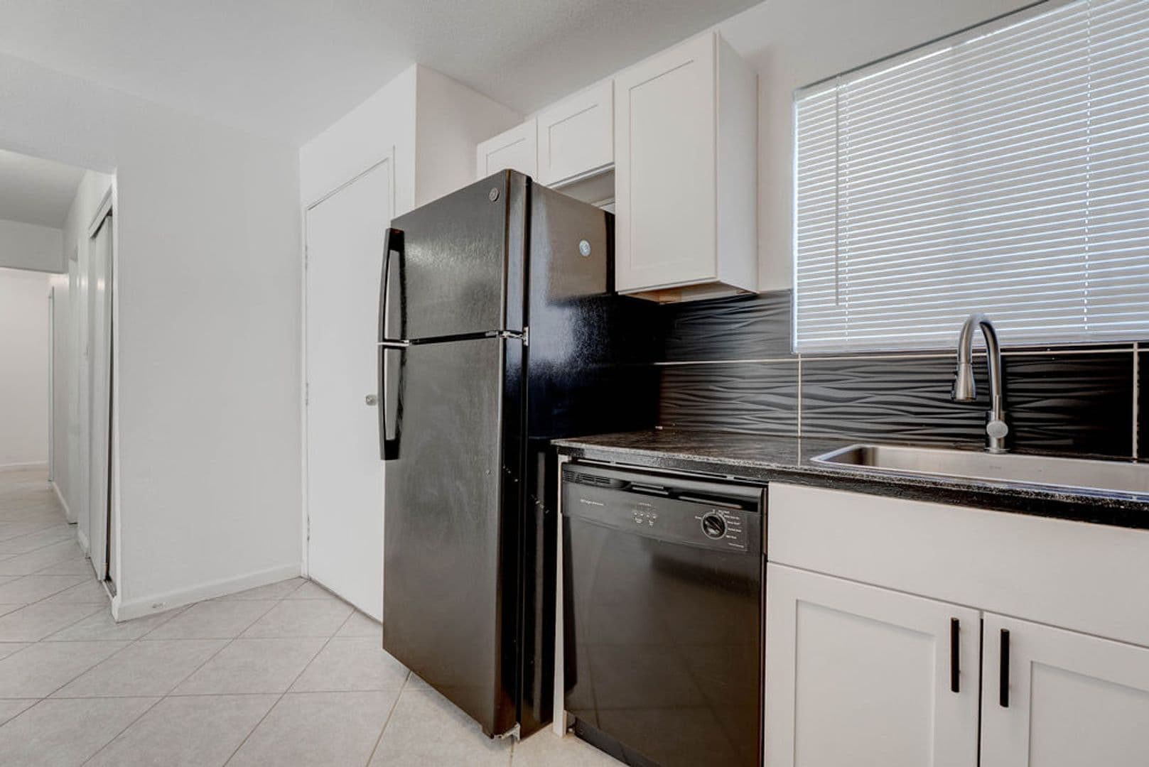 Las Vegas House: 5396 S. Swenson St #30