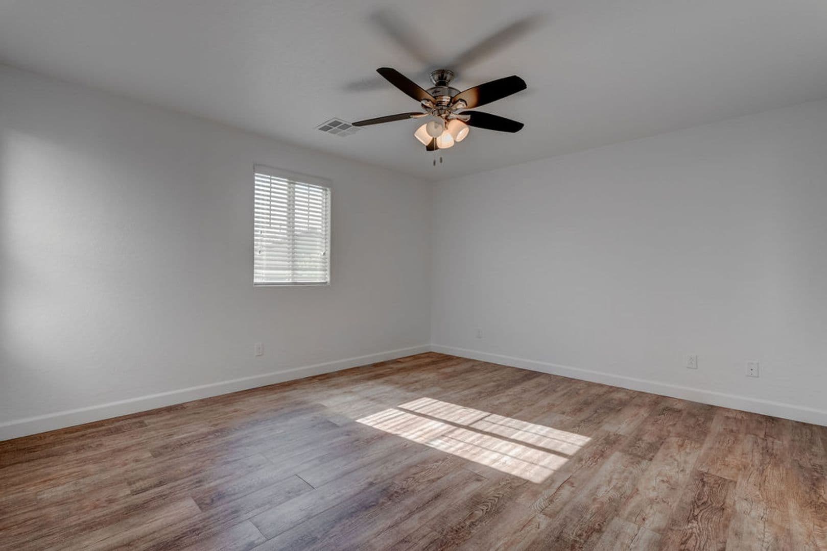 Las Vegas House: 7733 Lively Loom Ct