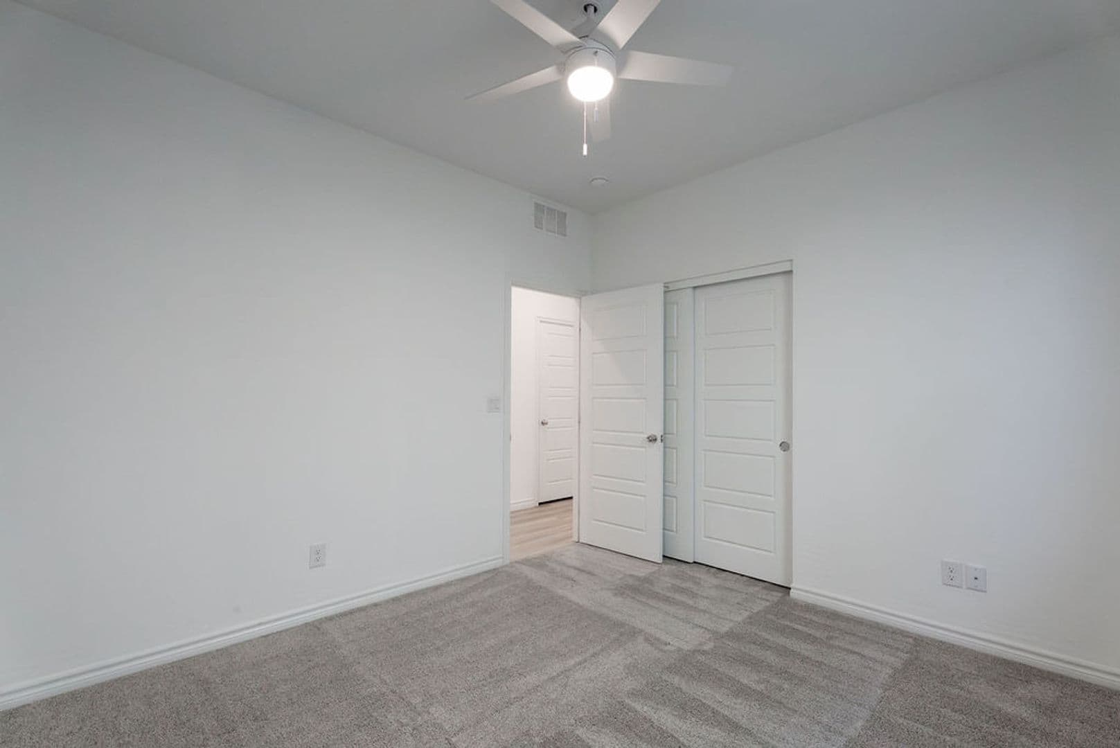 Las Vegas House: 6822 Greensmen Ave