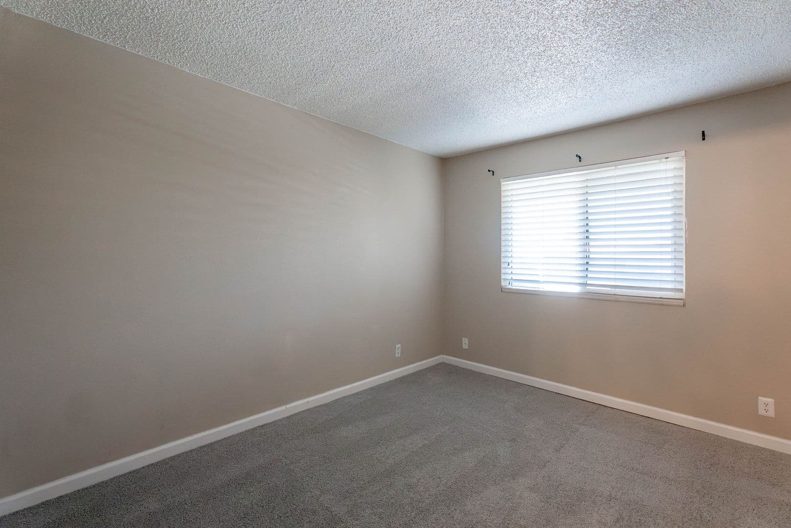 Las Vegas Condo: 3151 Soaring Gulls Dr #2062