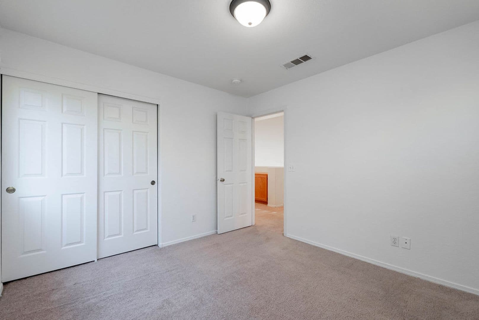 Las Vegas House: 8379 Rockefeller St