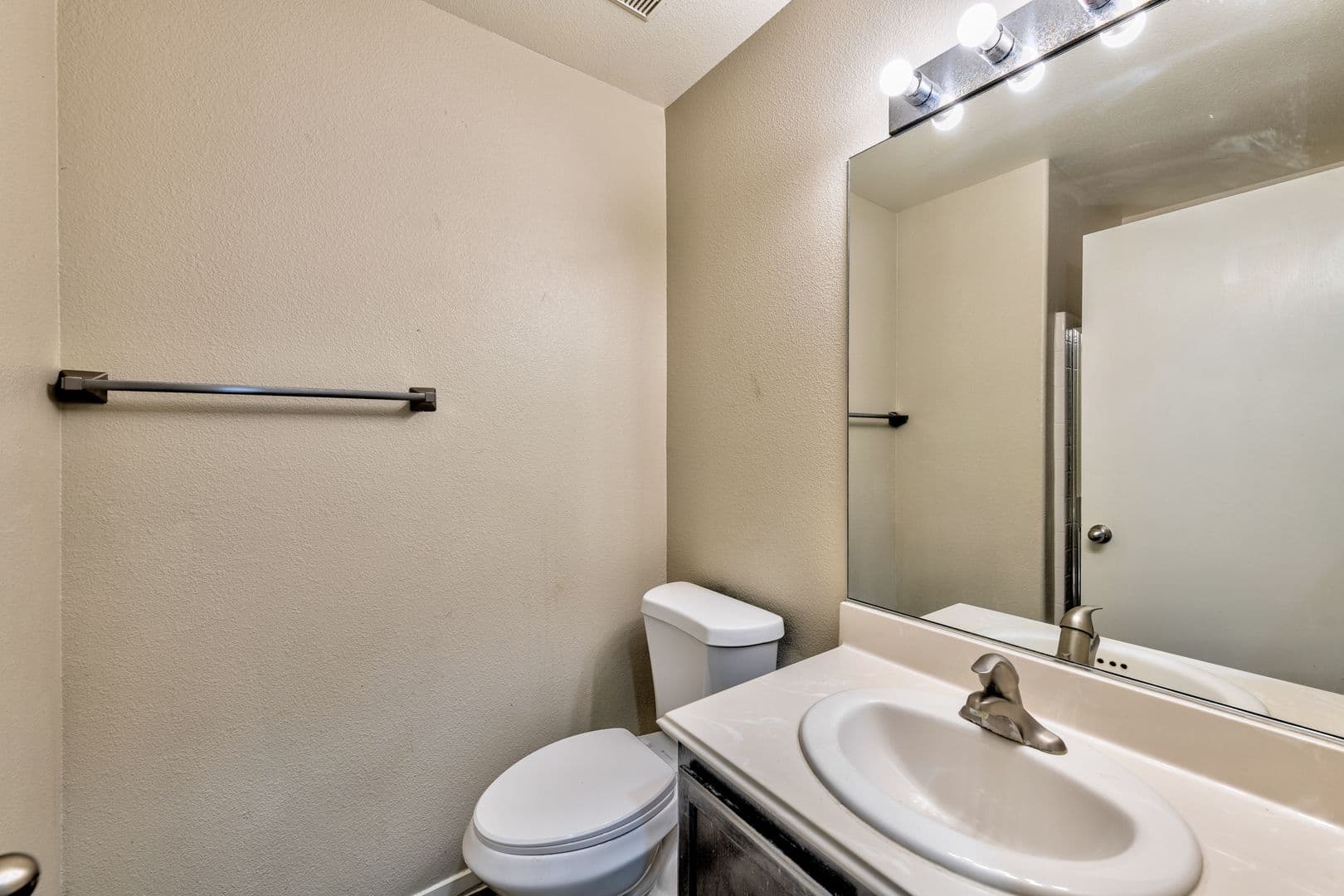 Las Vegas House: 7973 Willow Pines Pl