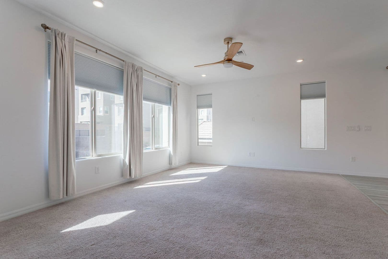 Las Vegas House: 11568 Midnight Melody Ave
