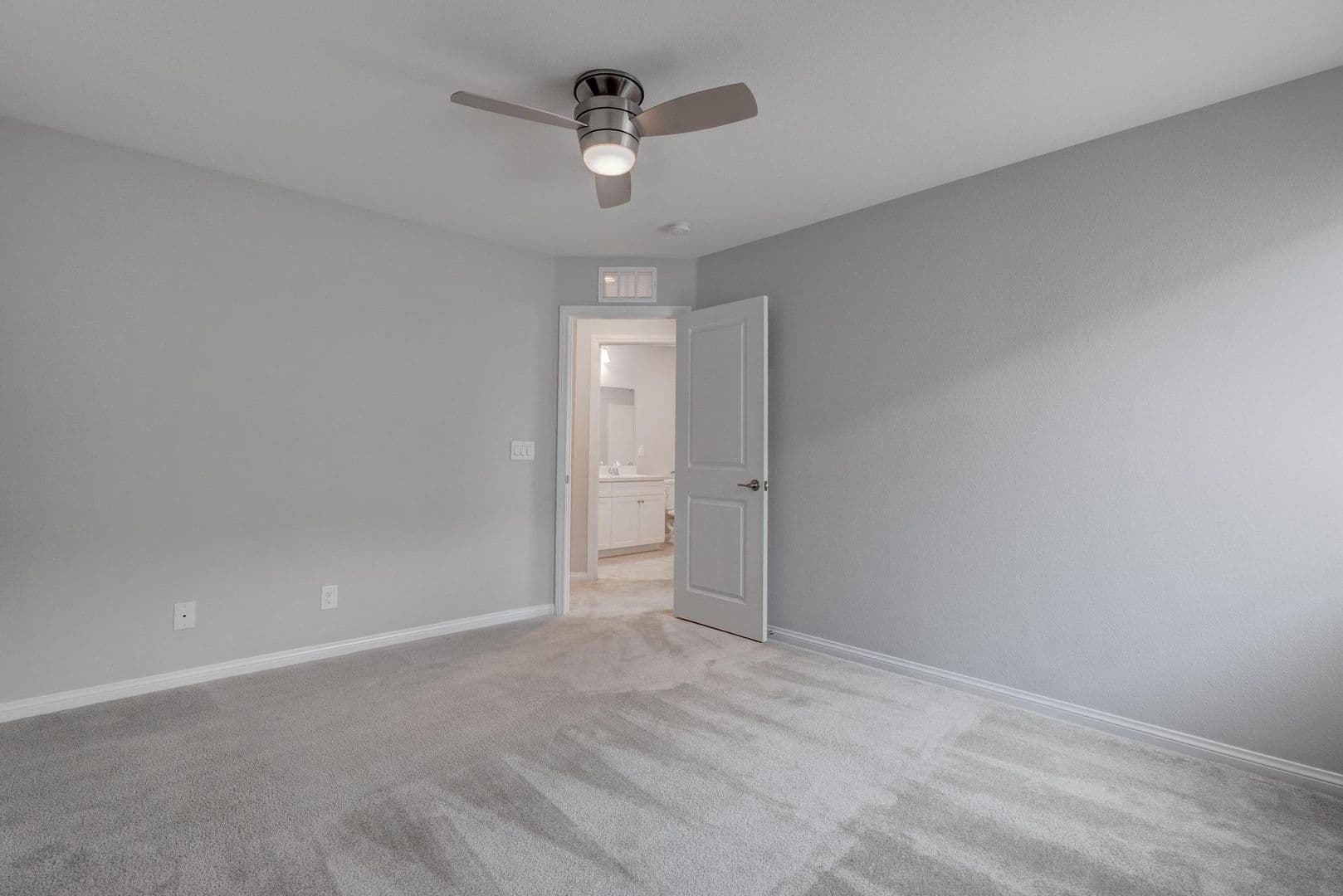 North Las Vegas House: 114 Manzanita Falls Ave