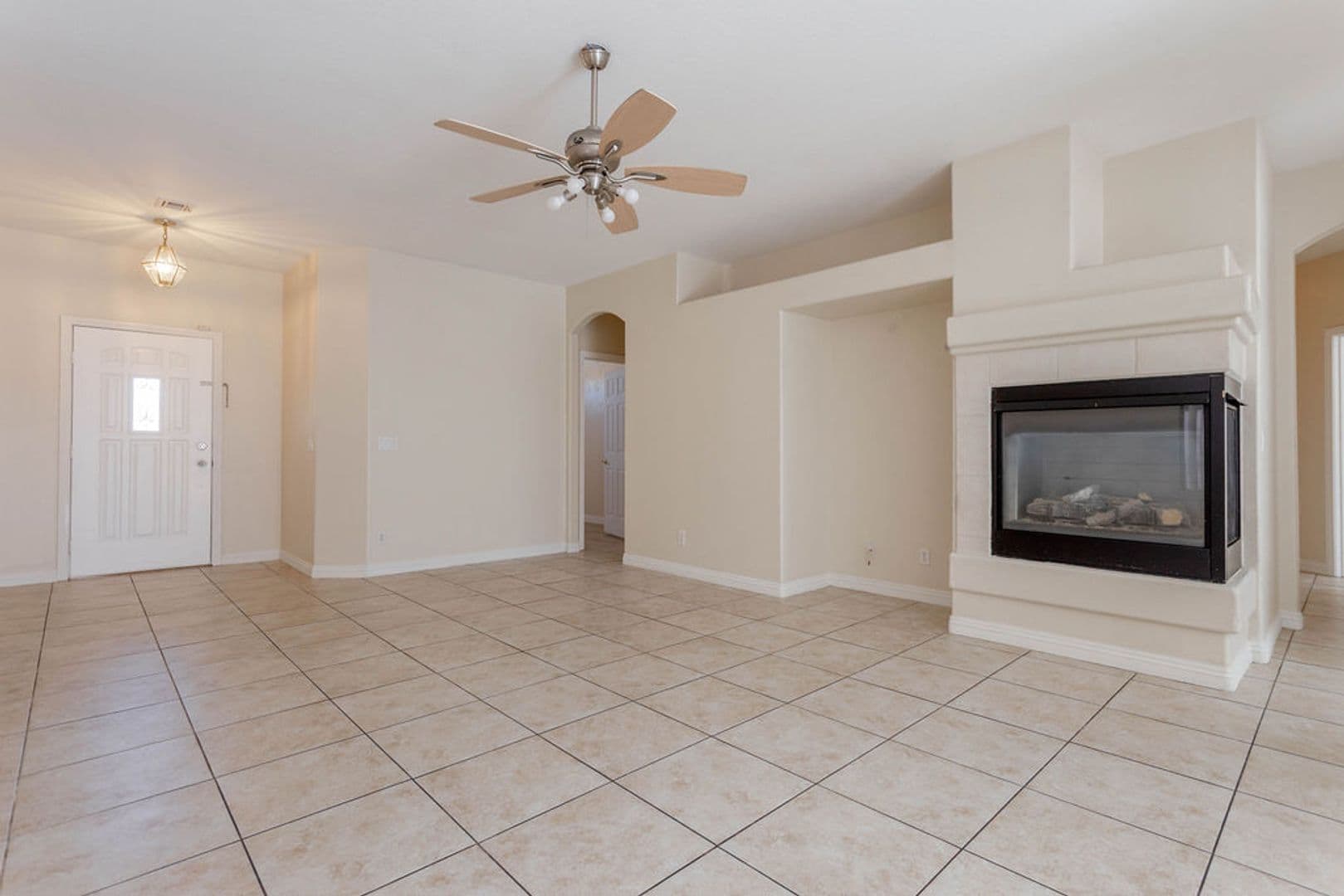 Henderson House: 1407 Hometown Ave