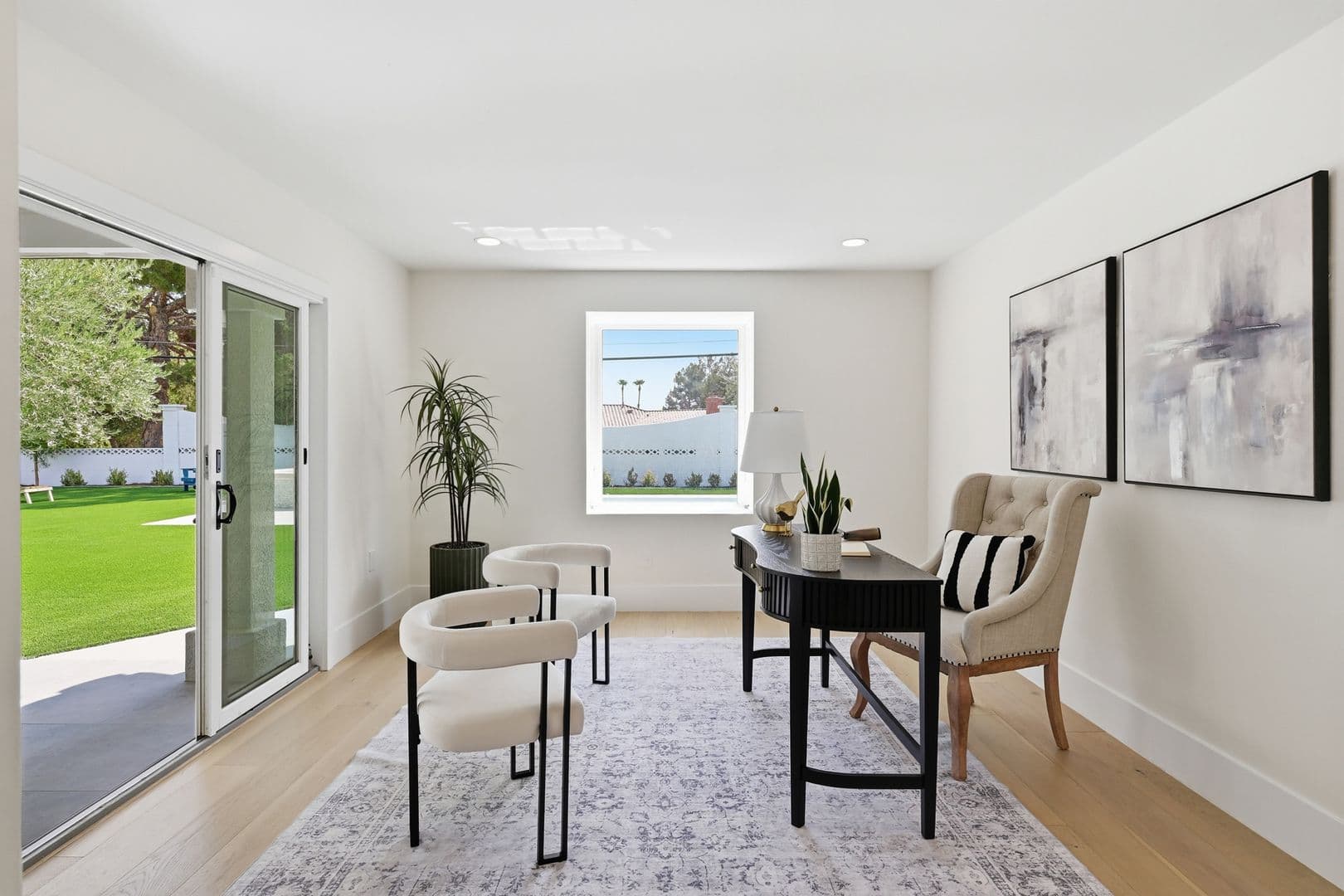Las Vegas House: 6980 Mira Vista St