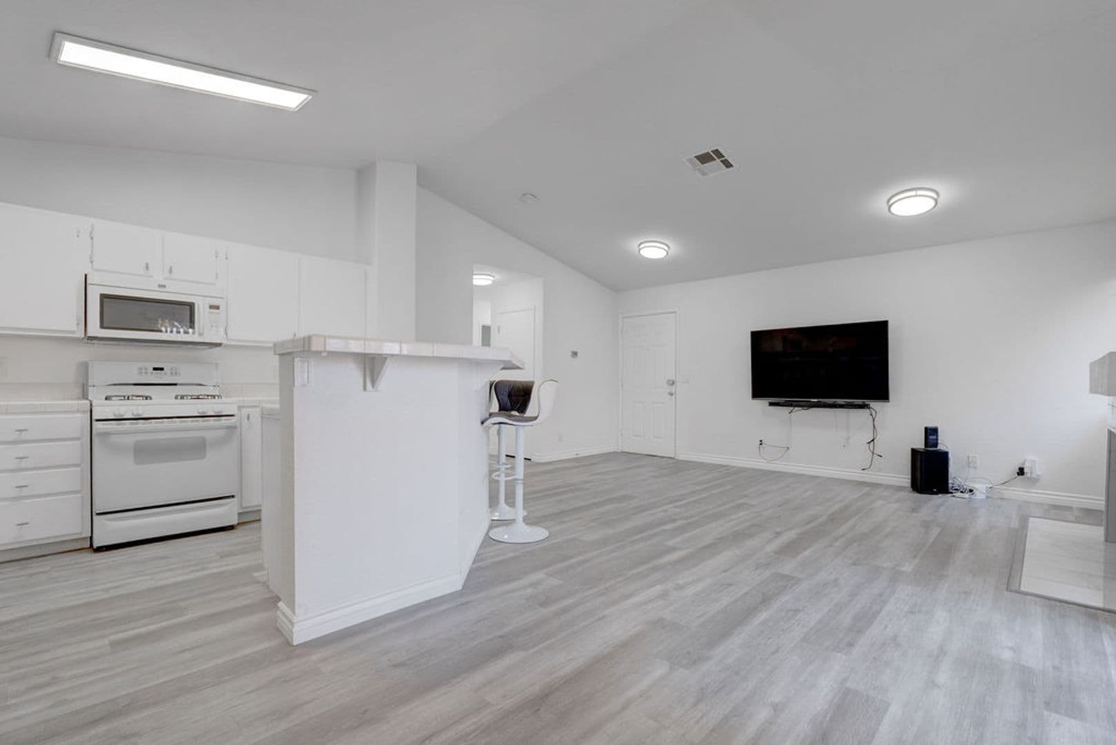 Las Vegas Condo: 600 Devonhall St #202