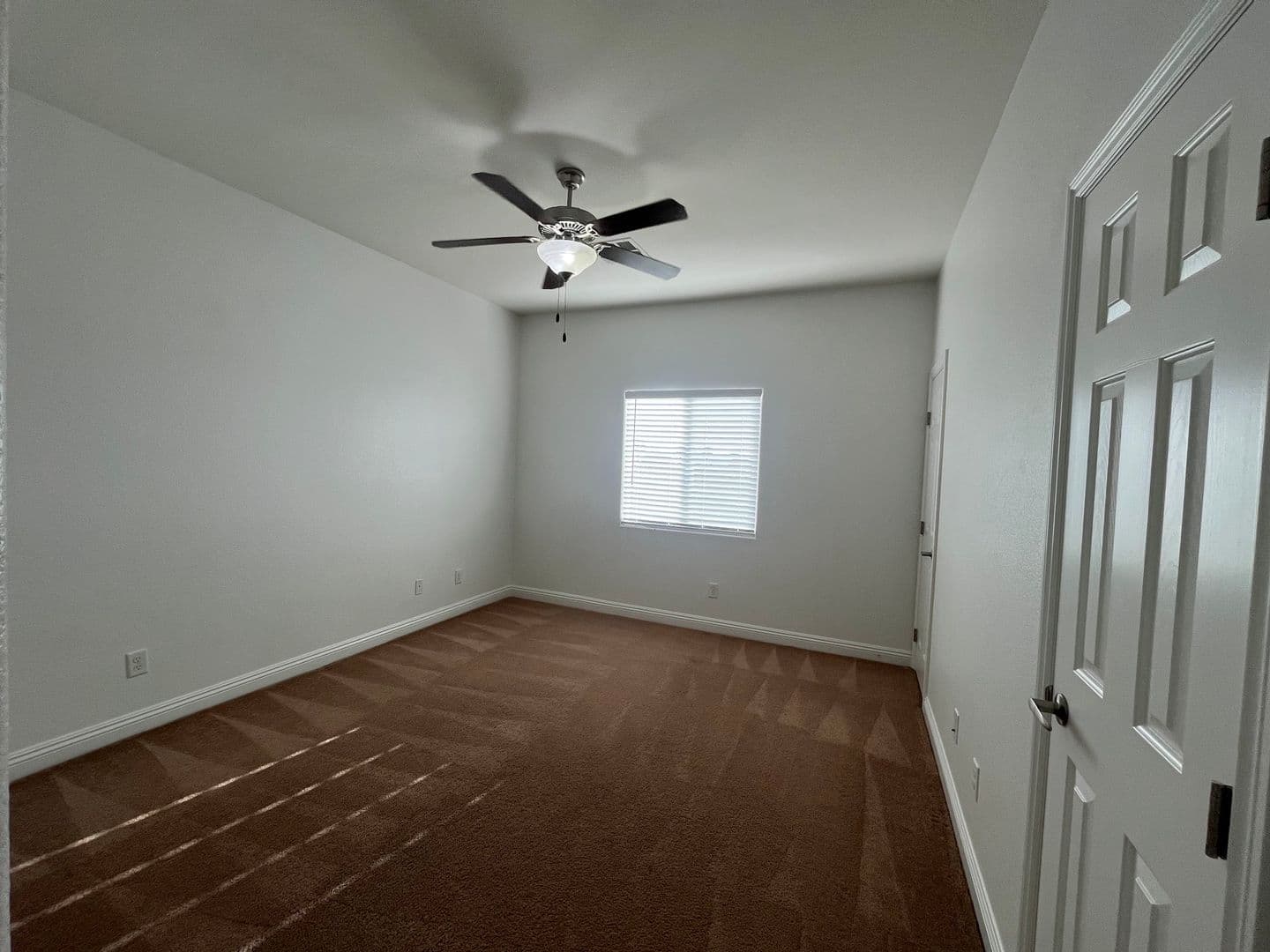 Las Vegas Townhome: 7584 Nicklin St