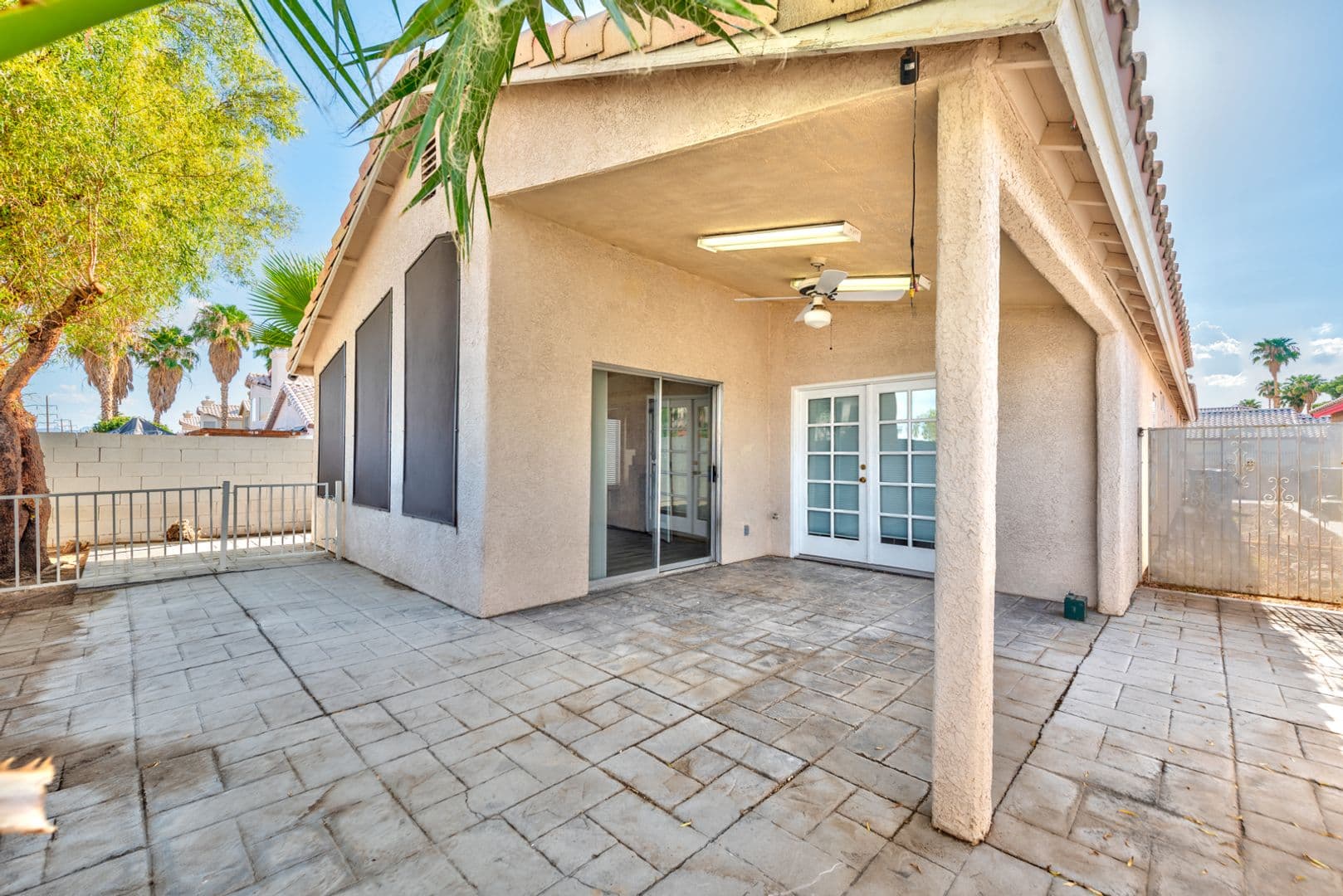 Las Vegas House: 2022 Crowley Way