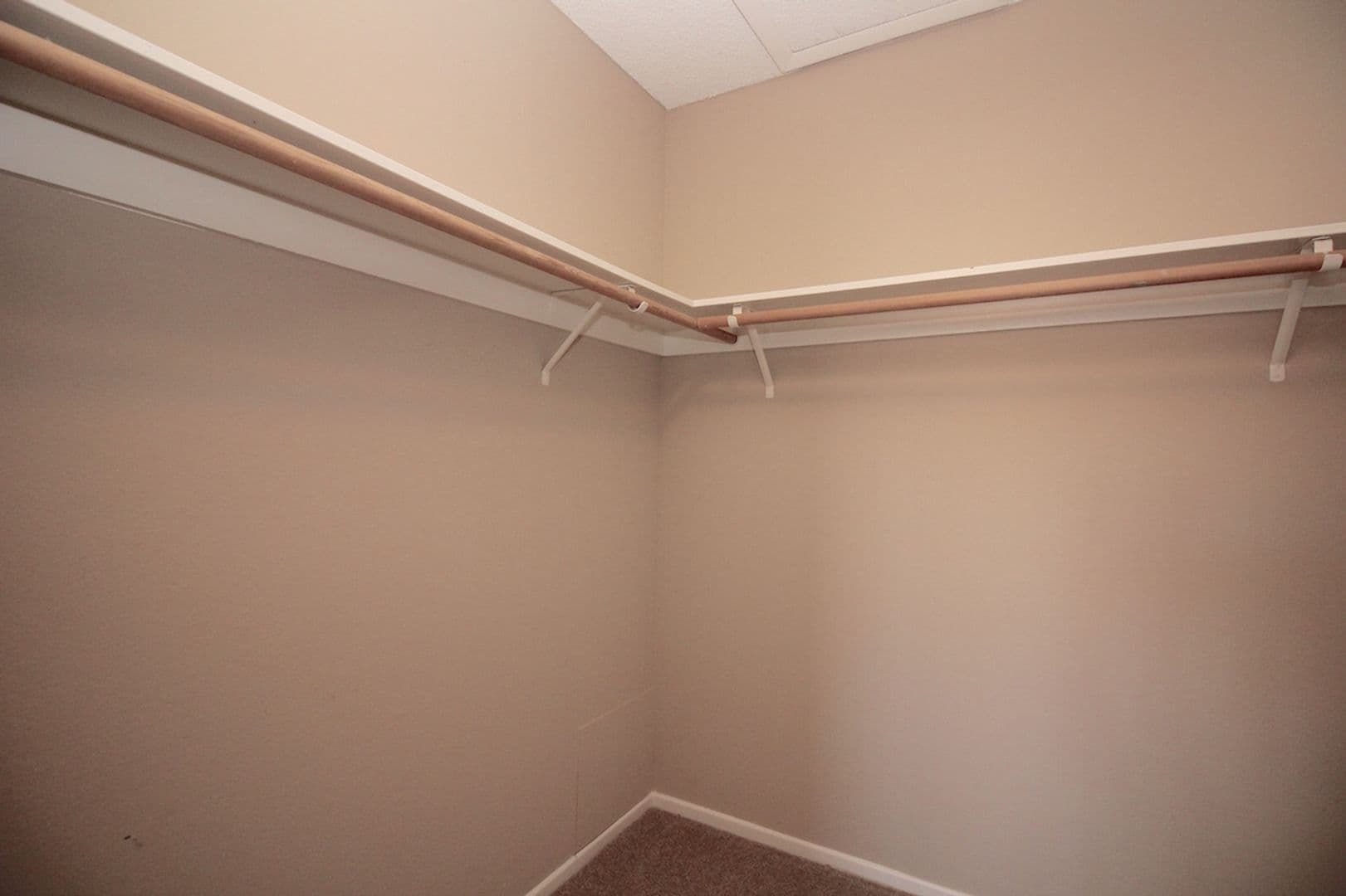 Las Vegas Condo: 1470 Elizabeth Ave #4