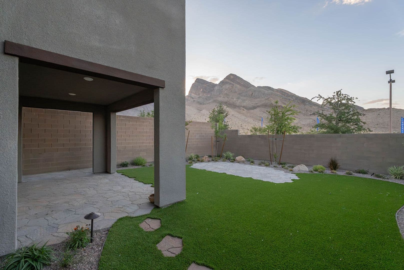 Las Vegas House: 11620 Desert Hollow Ave