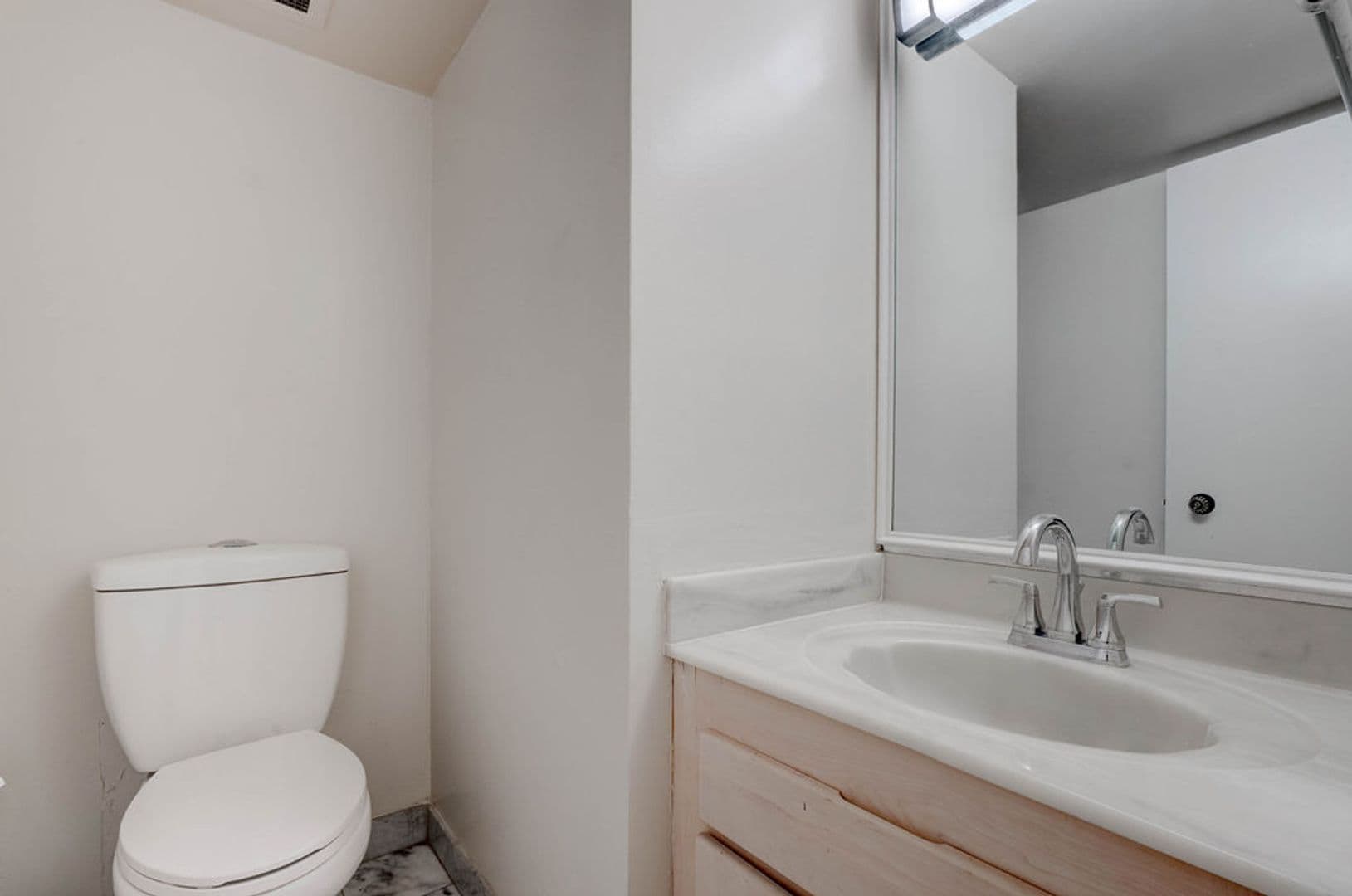 Las Vegas Condo: 3111 Bel Air Drive Apt. 3A