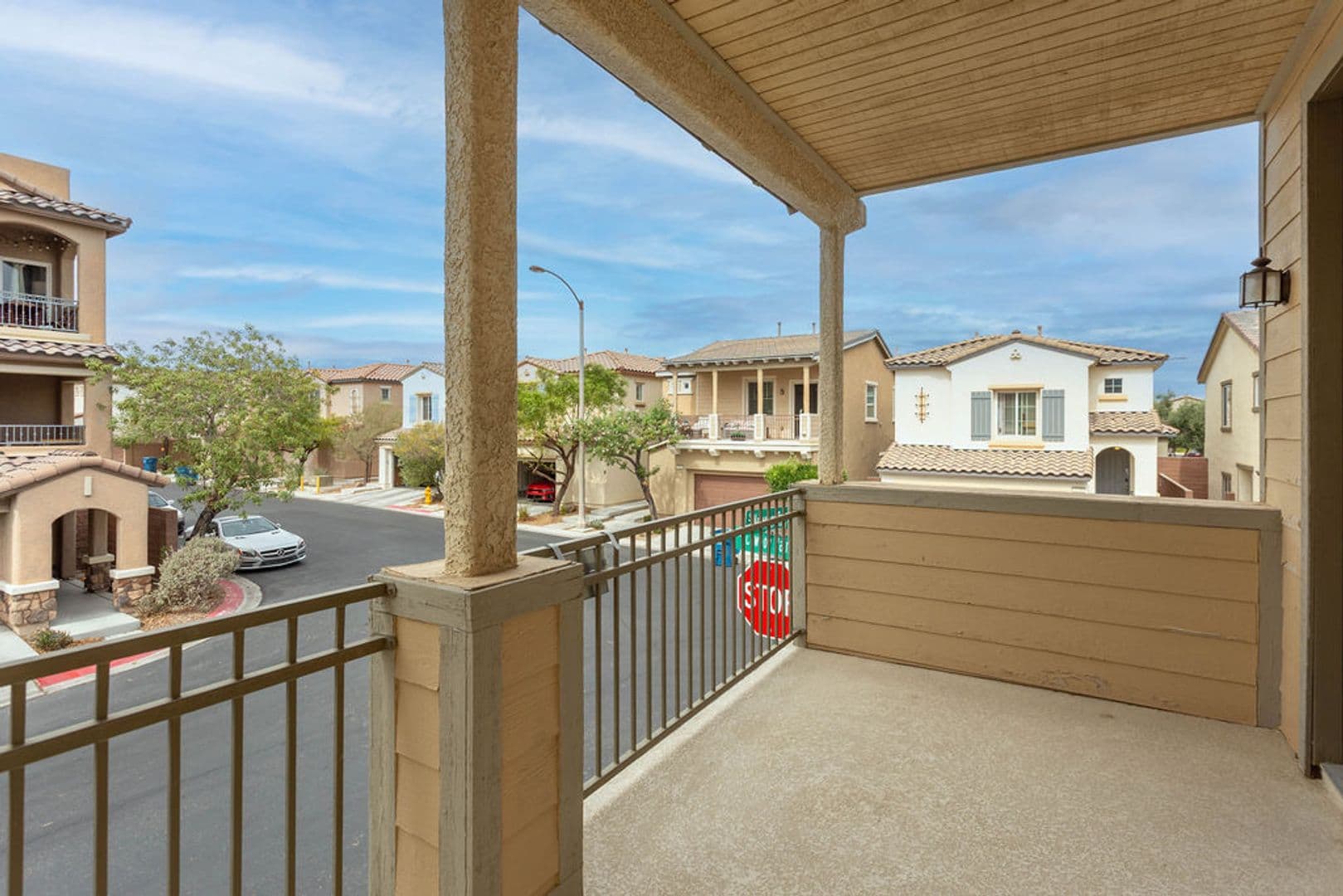 Las Vegas House: 9820 November Rain St
