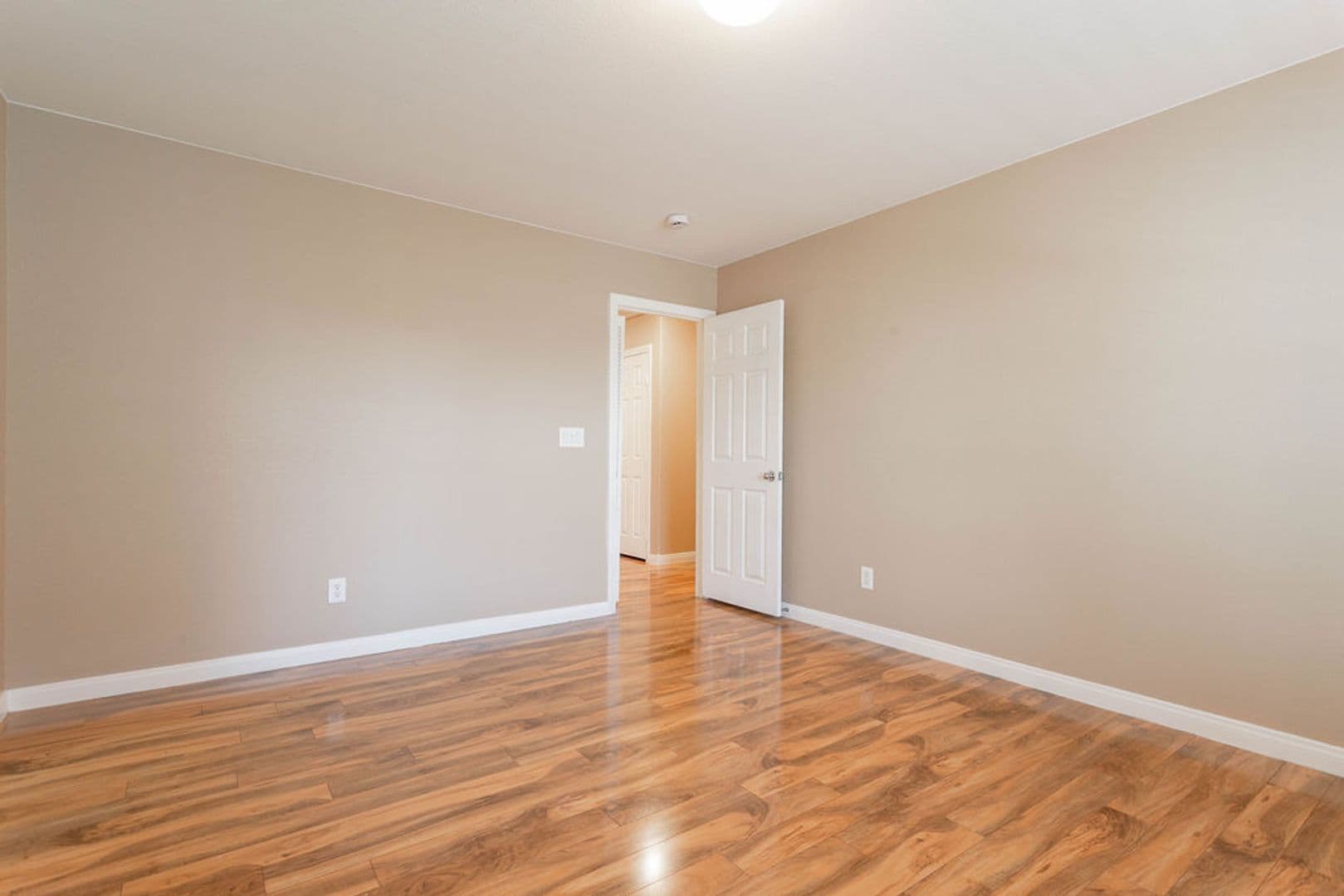 Las Vegas Townhome: 6250 W Arby Ave #195