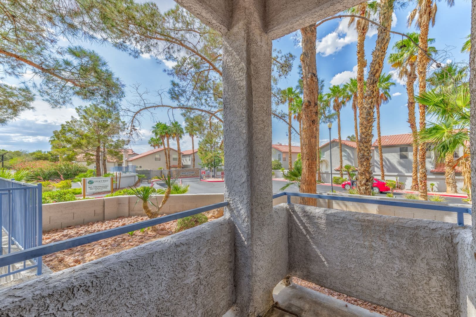Henderson Condo: 2201 Ramsgate Dr #118