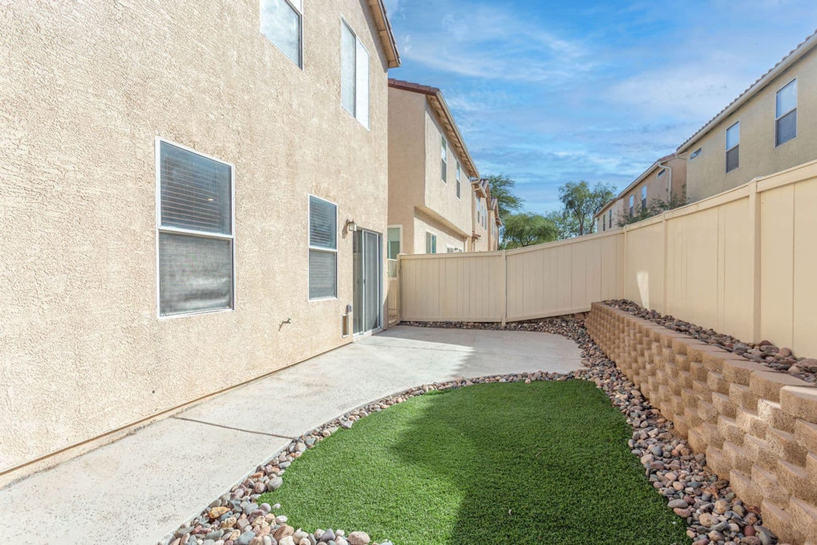 Henderson House: 6267 Castle Kennedy St