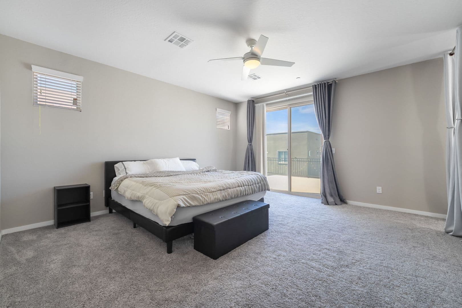Henderson House: 813 Horizon Canyon Dr
