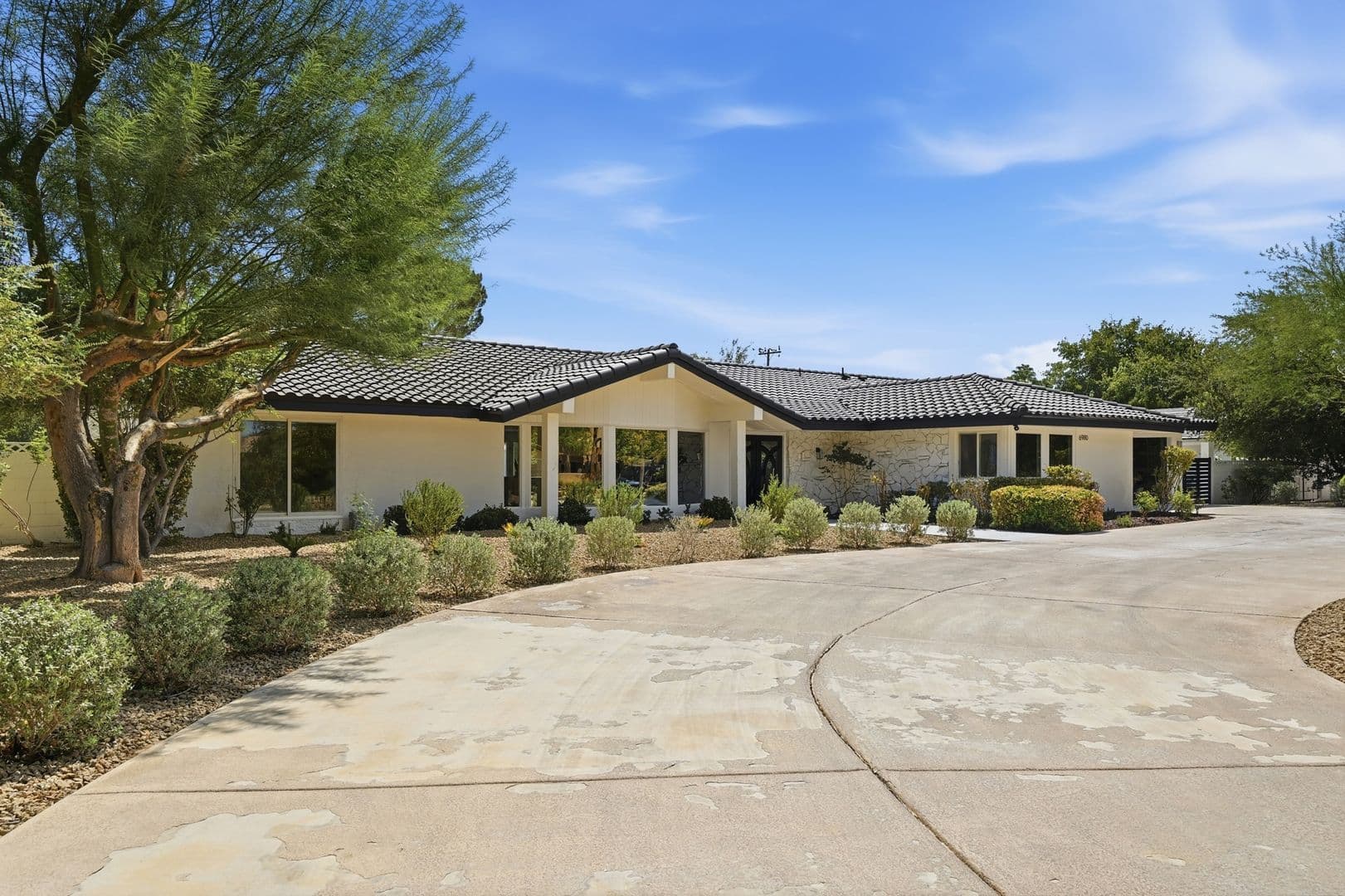 Las Vegas House: 6980 Mira Vista St