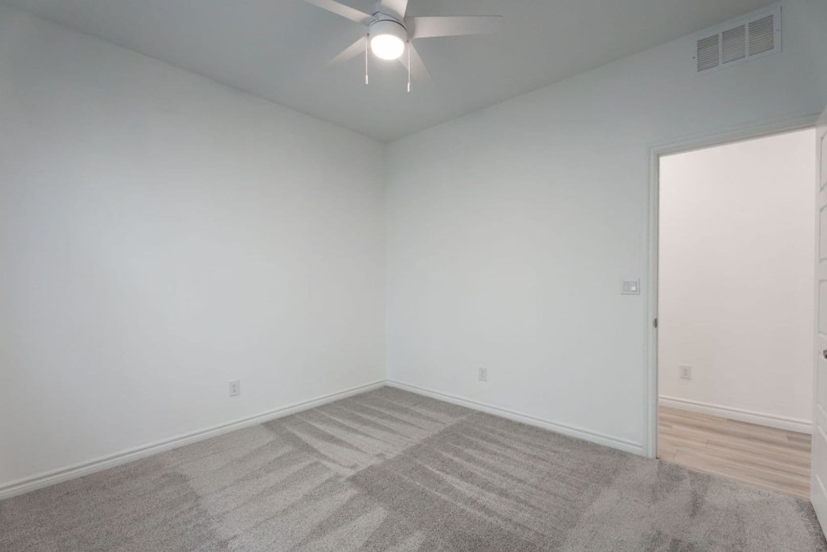 Las Vegas House: 6822 Greensmen Ave