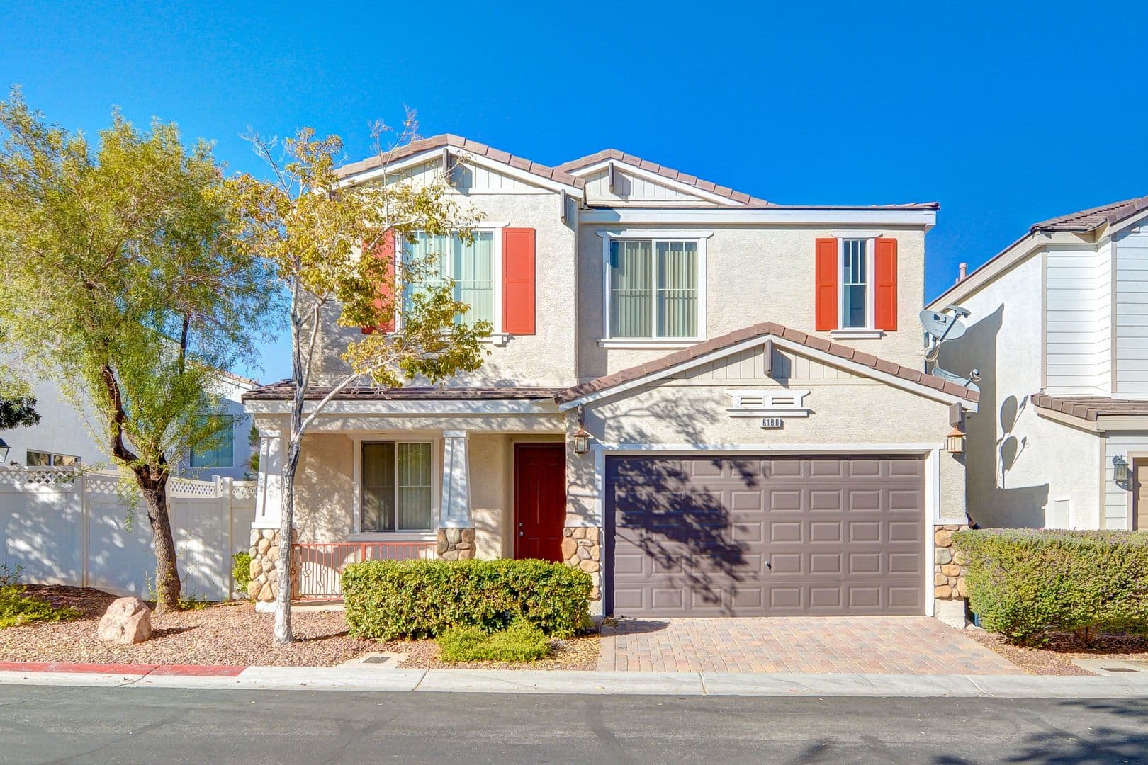 Las Vegas House: 6180 Bridgeport Hills Ave