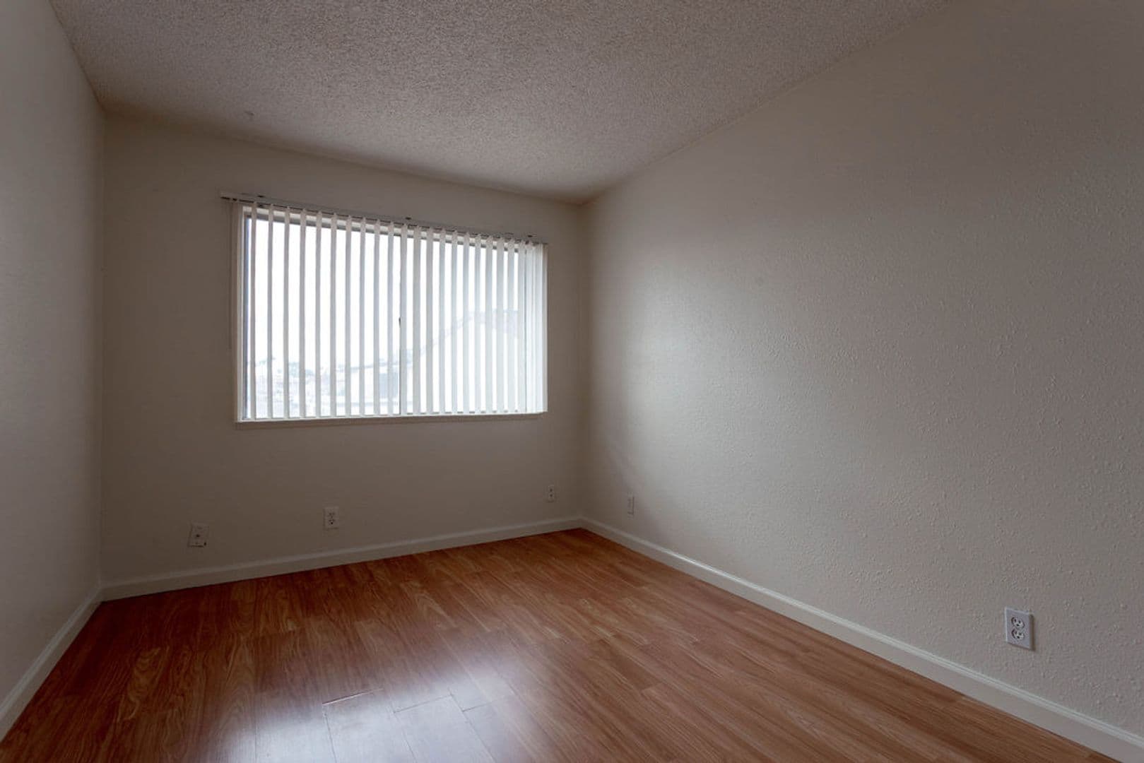 Las Vegas Townhome: 4362 Caliente St #15