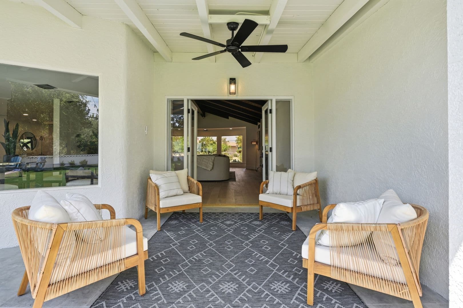 Las Vegas House: 6980 Mira Vista St