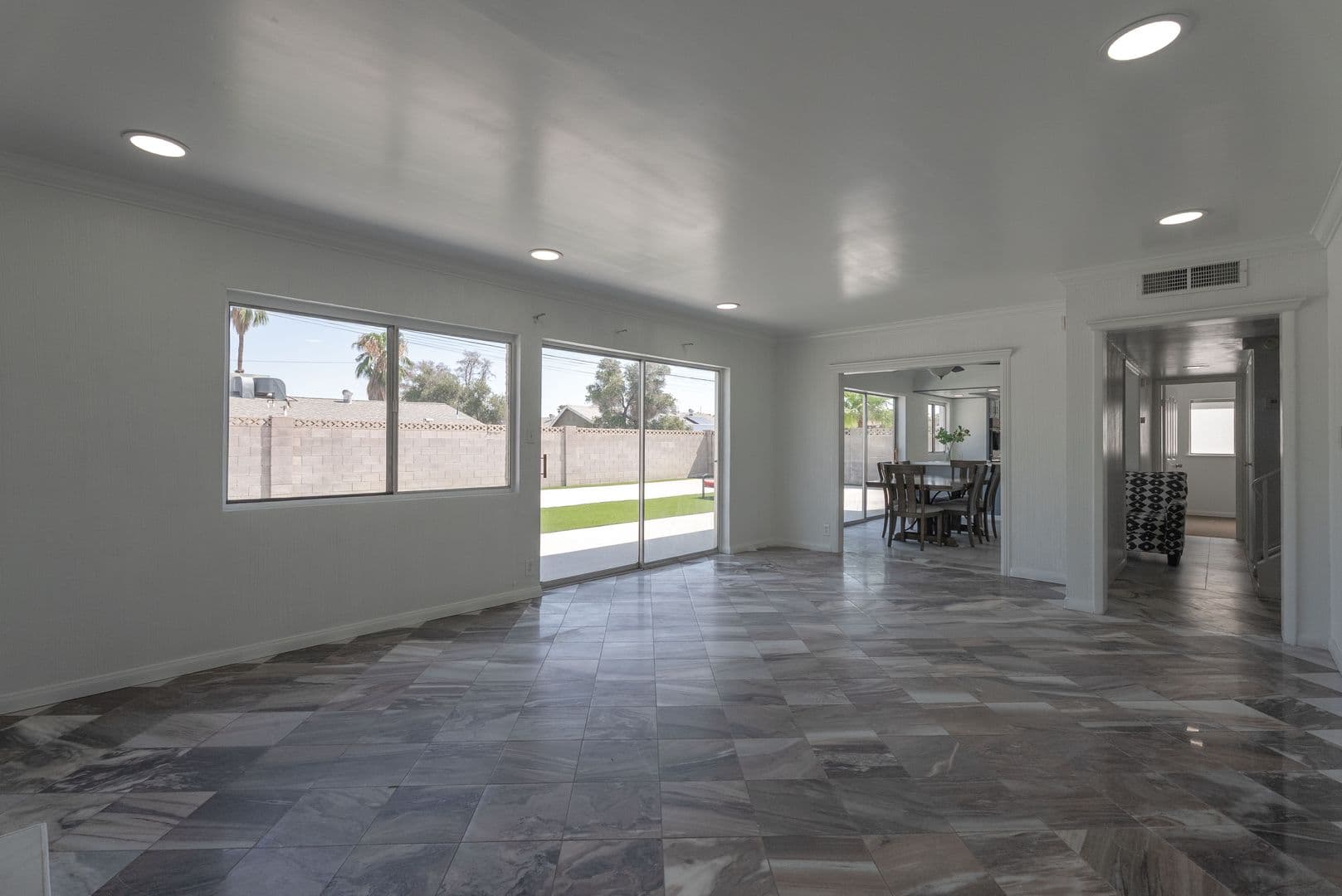 Las Vegas House: 2298 Golden Arrow Dr