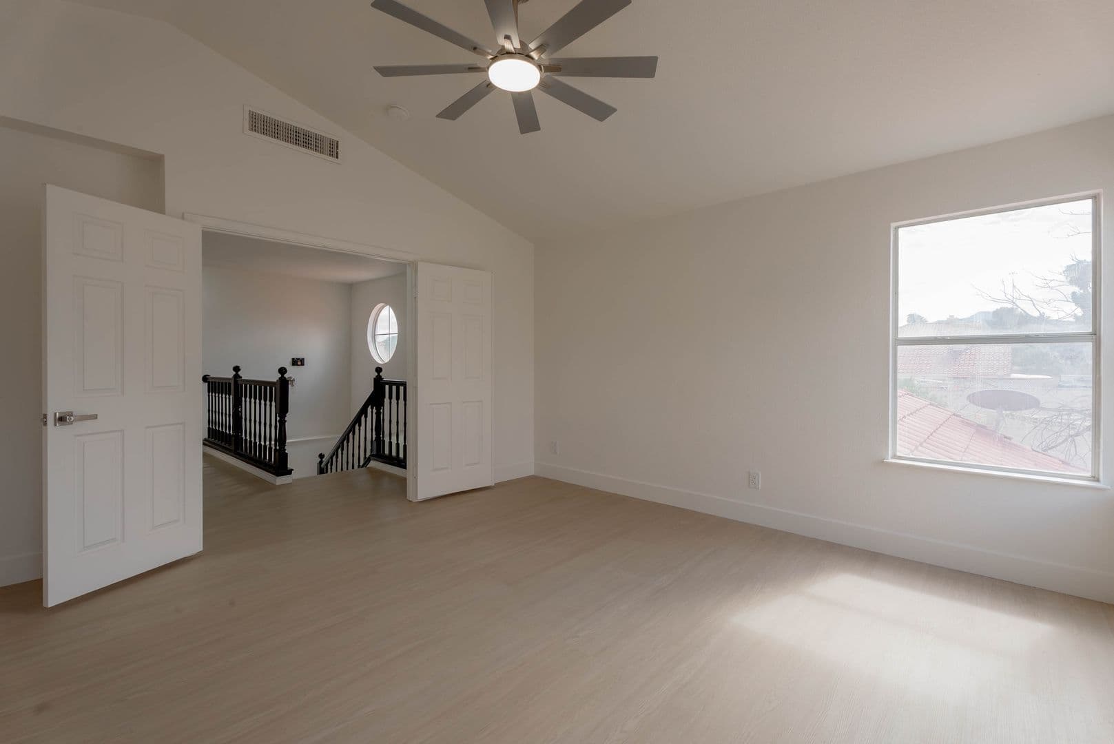 Henderson House: 2118 Fountain Springs Dr