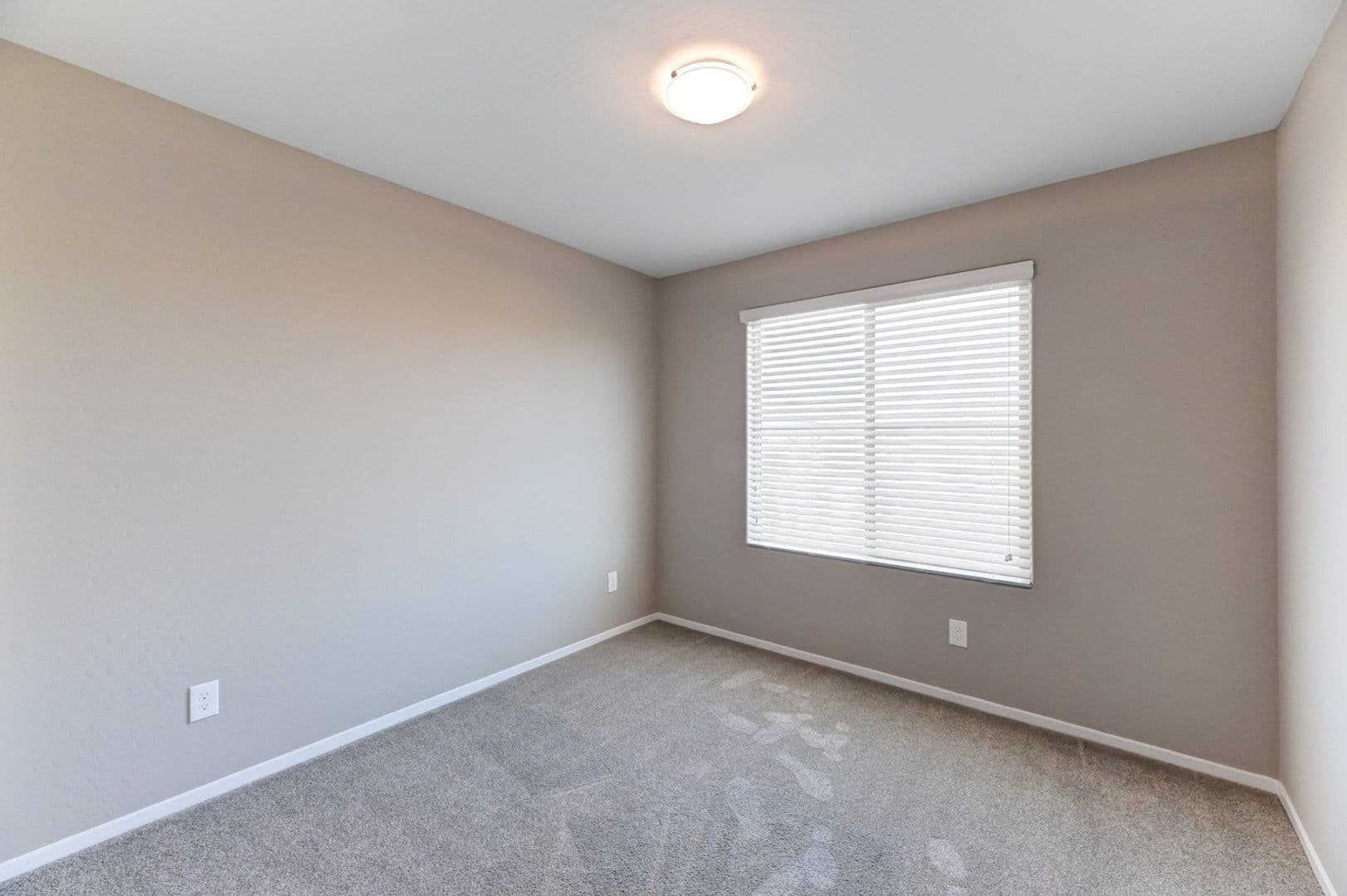 Las Vegas Townhome: 6231 Milford Sound St