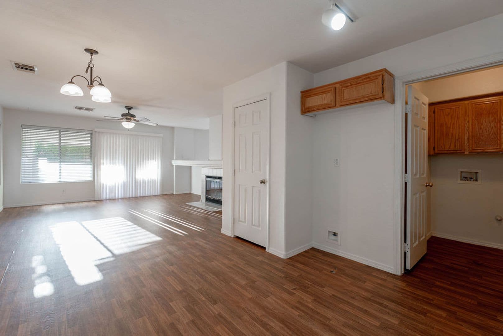 Las Vegas House: 8379 Rockefeller St