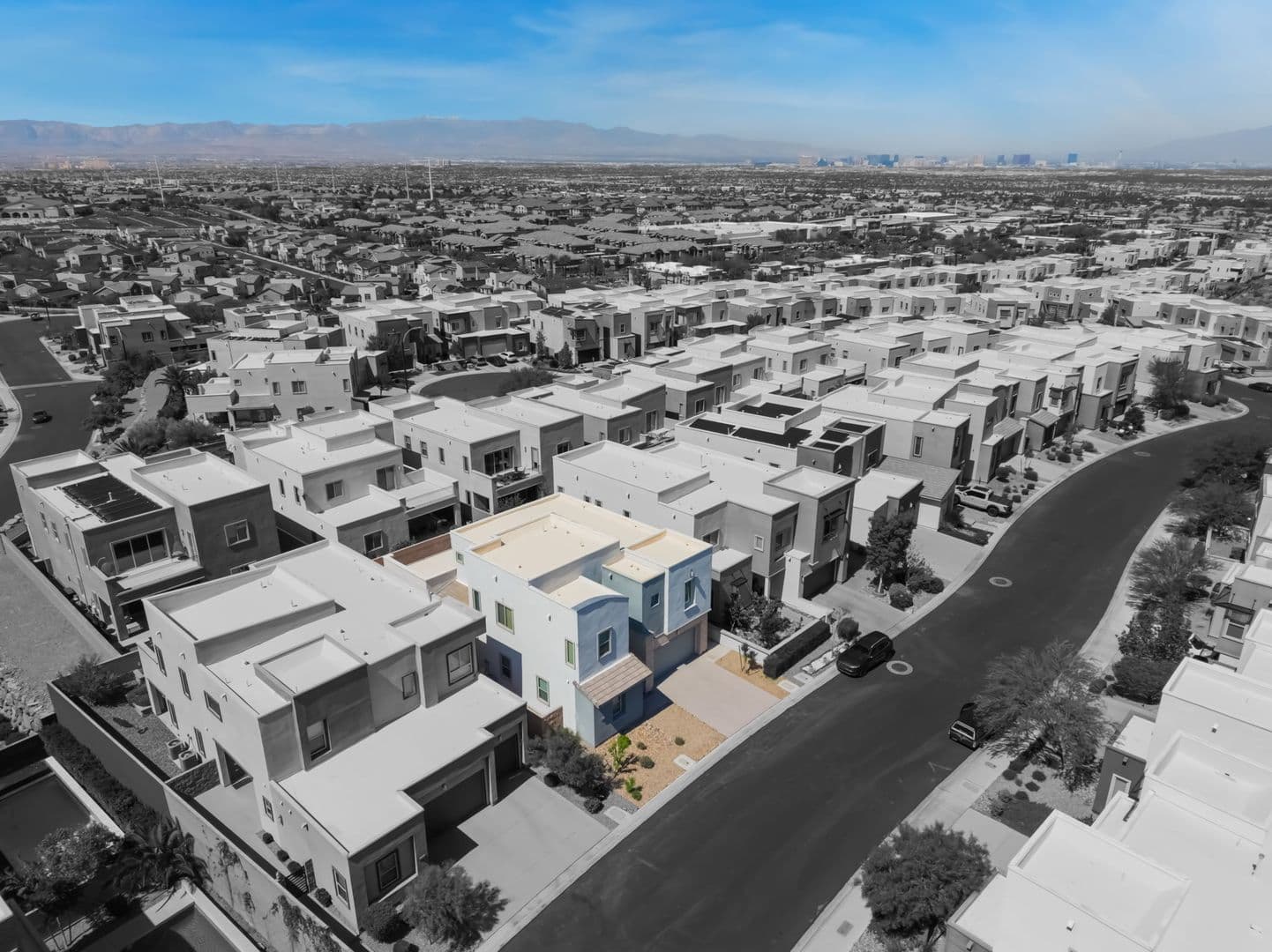 Henderson House: 813 Horizon Canyon Dr