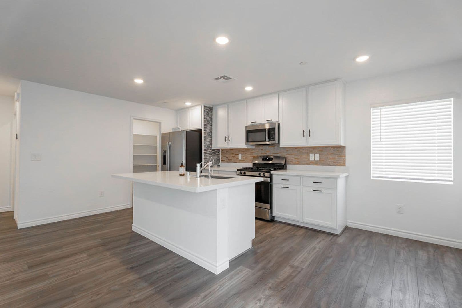 Las Vegas Townhome: 3541 Reserve Ct
