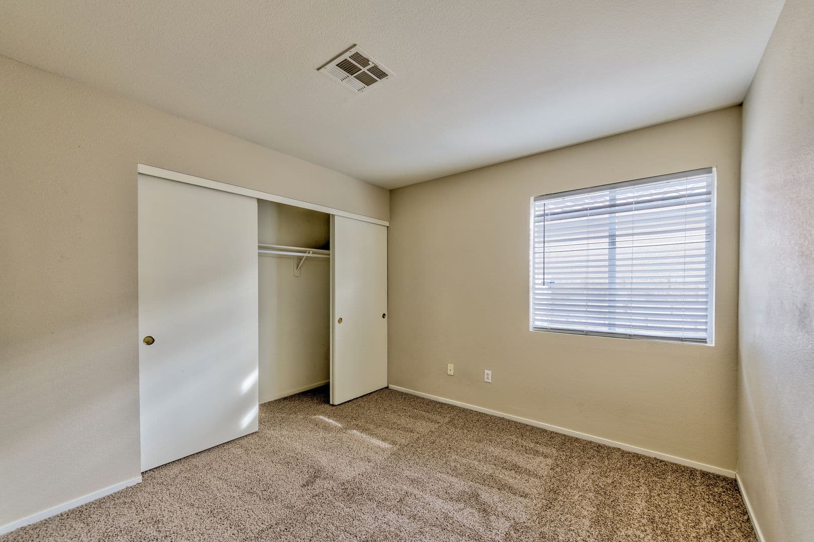 Las Vegas House: 7973 Willow Pines Pl