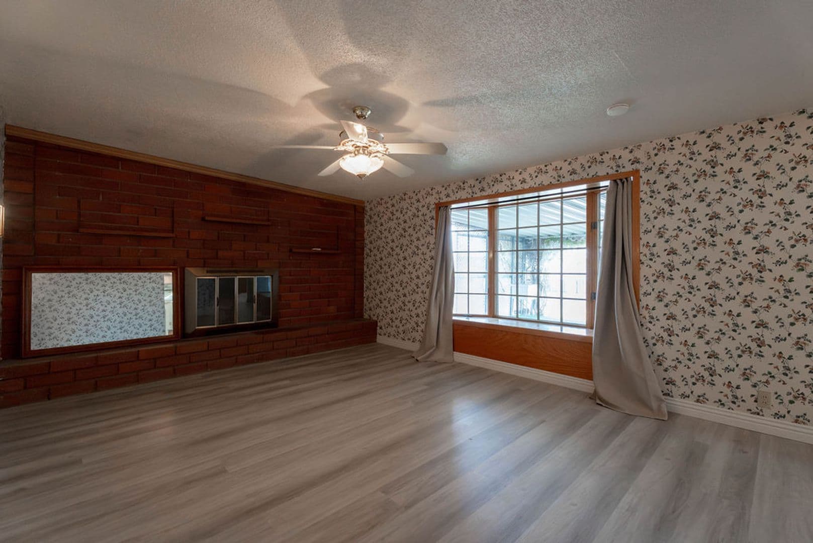 Las Vegas House: 5185 Sun Valley Dr