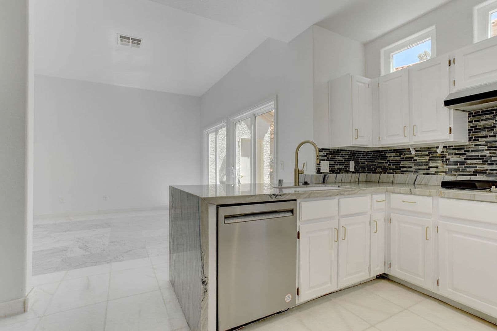 Las Vegas House: 8953 Diamond Falls Dr