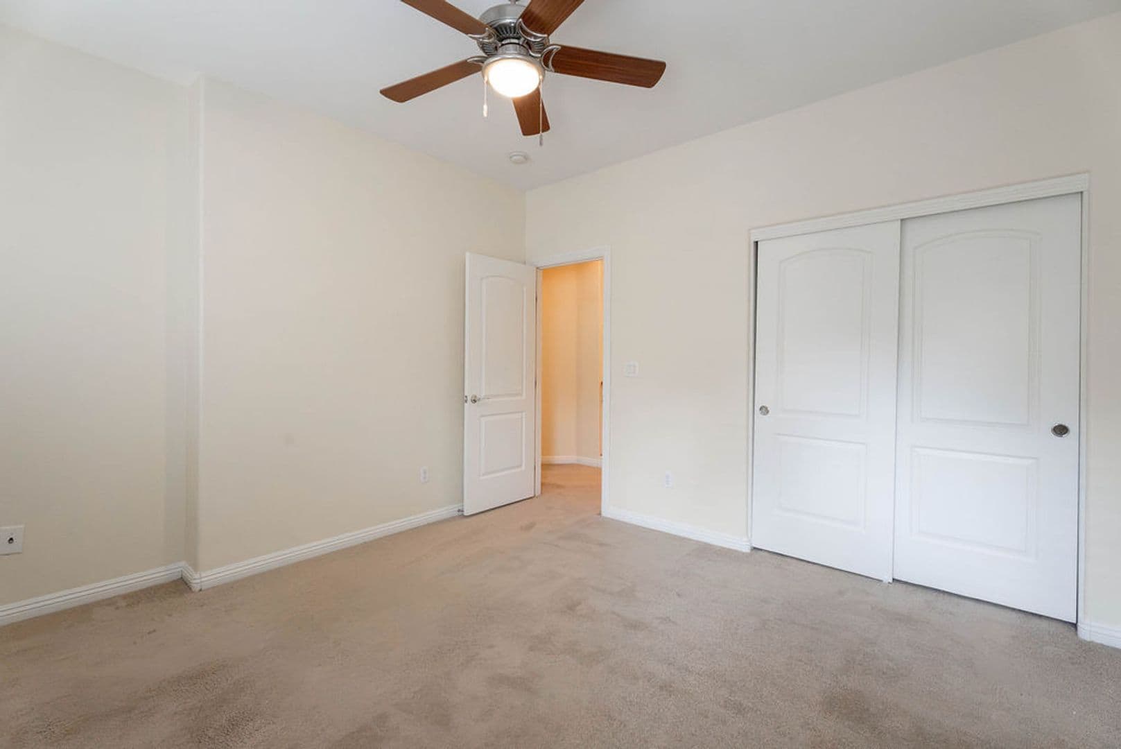 Las Vegas House: 9216 Worsley Park Pl