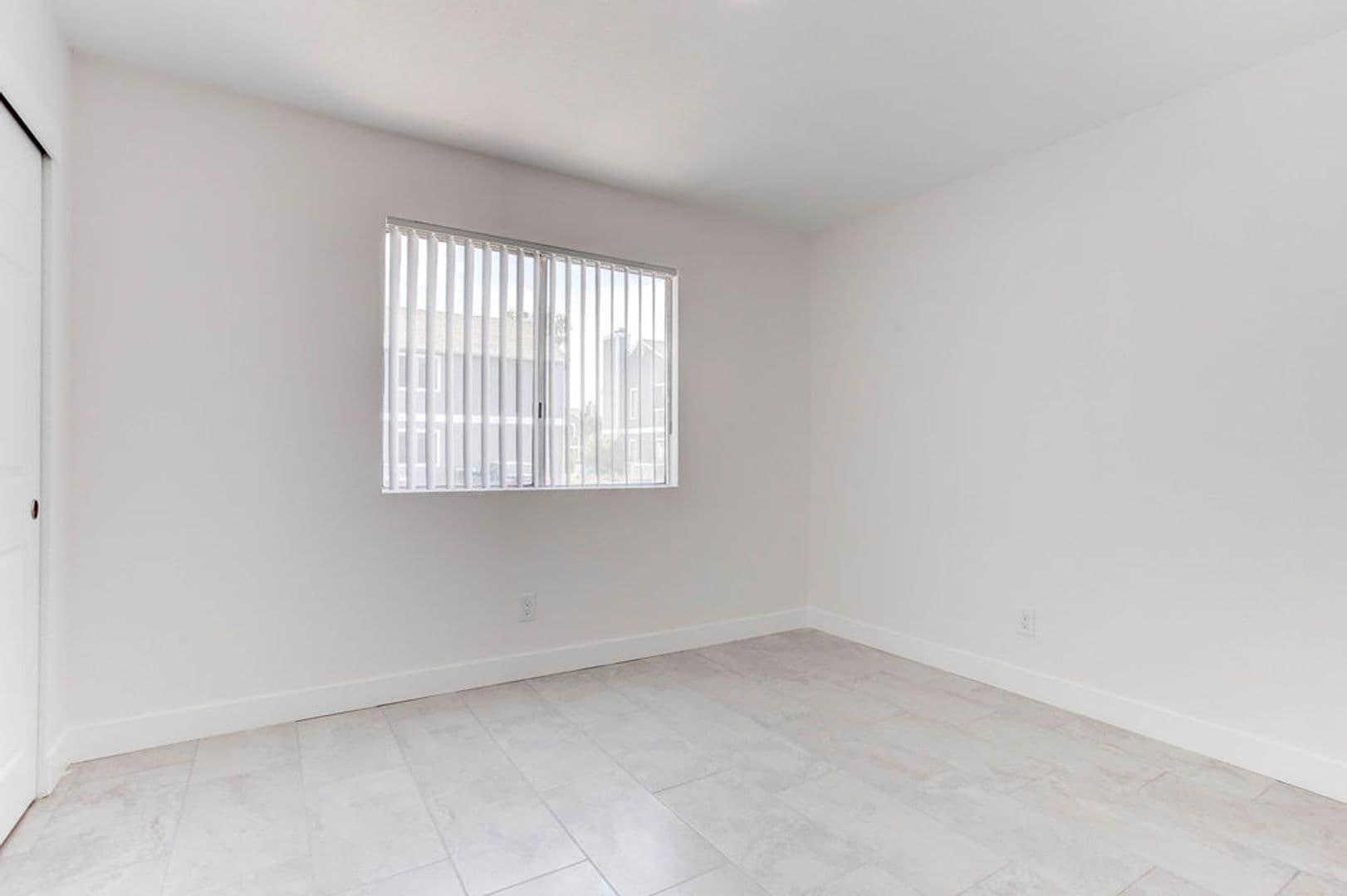 Las Vegas Apartment: 1870 Nebula Dr