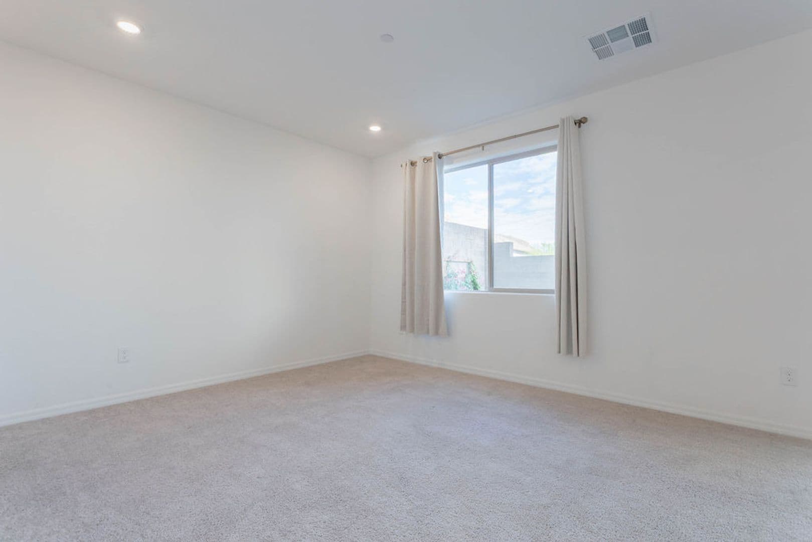 Las Vegas House: 11568 Midnight Melody Ave