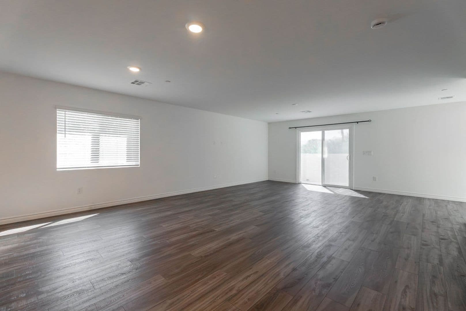 Las Vegas Townhome: 3541 Reserve Ct