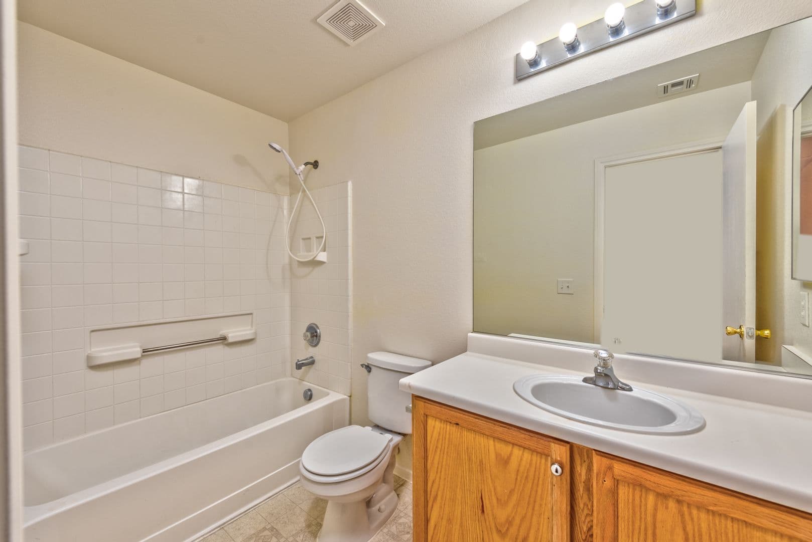 Las Vegas House: 9219 Hollander Ave