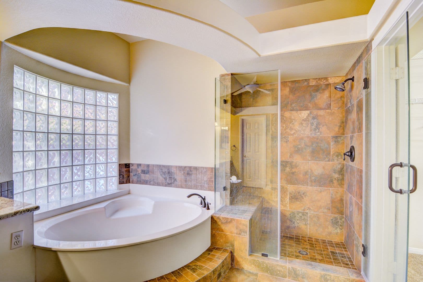 Las Vegas House: 7525 Avalon Bay St