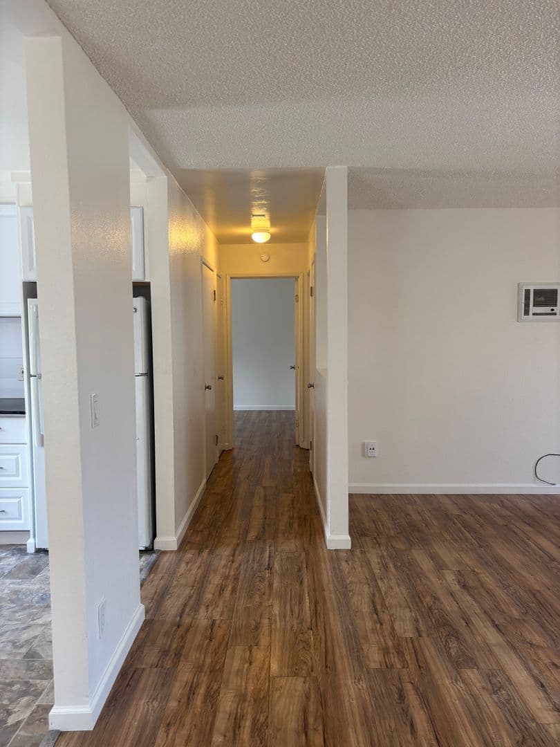 Lemon Grove Apartment: 8230 Lemon Grove Way
