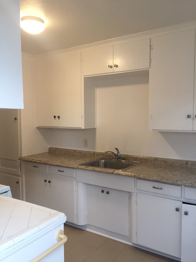 LA MESA Apartment: 7772-7786.5 UNIVERSITY AVE