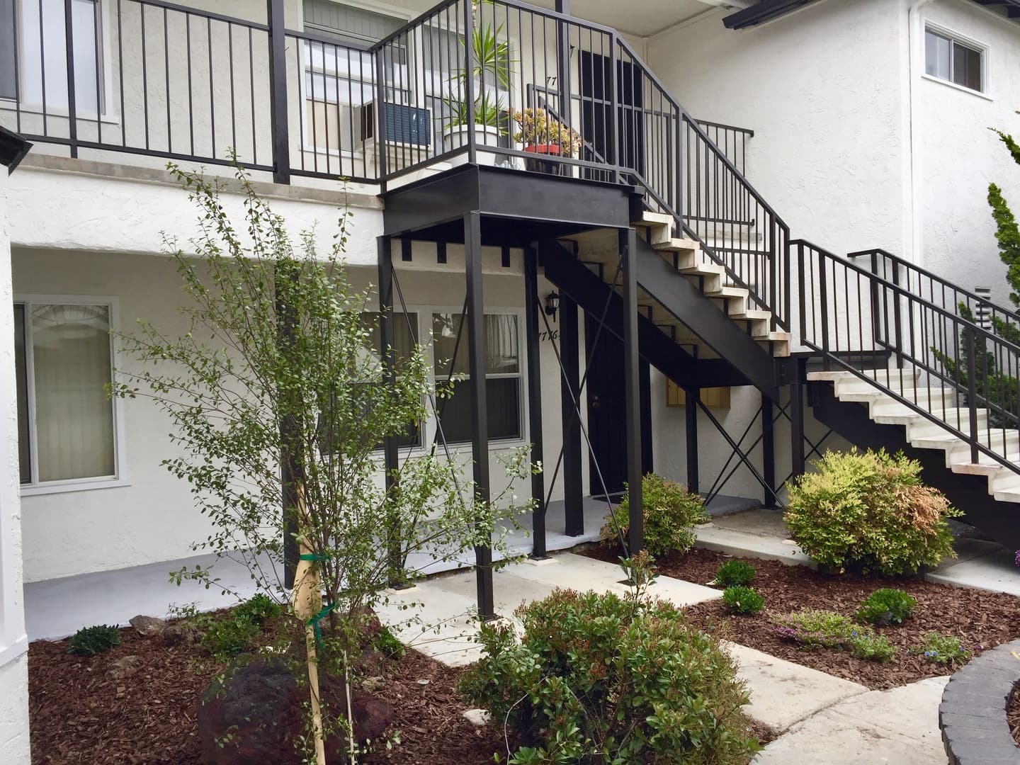 LA MESA Apartment: 7772-7786.5 UNIVERSITY AVE