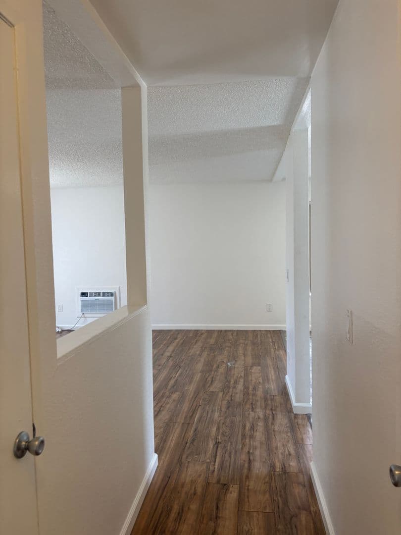 Lemon Grove Apartment: 8230 Lemon Grove Way