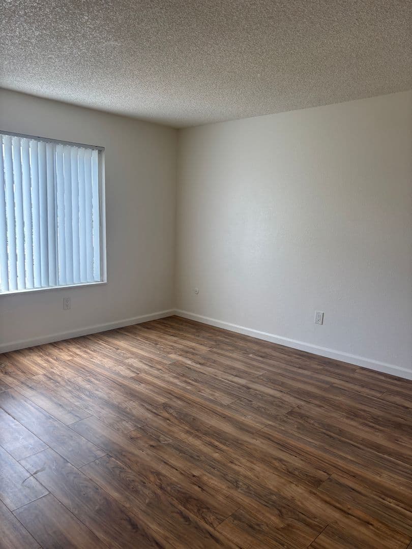 Lemon Grove Apartment: 8230 Lemon Grove Way