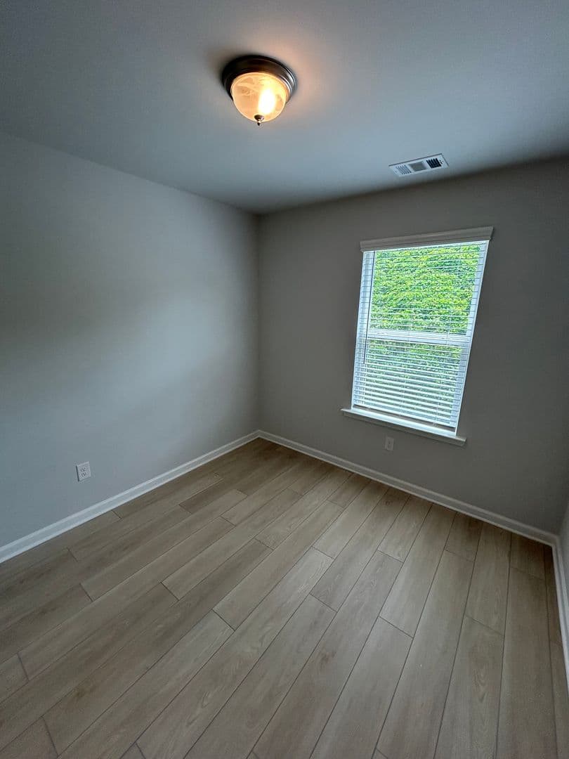 Atlanta House: 106 Werner Brook Way SW