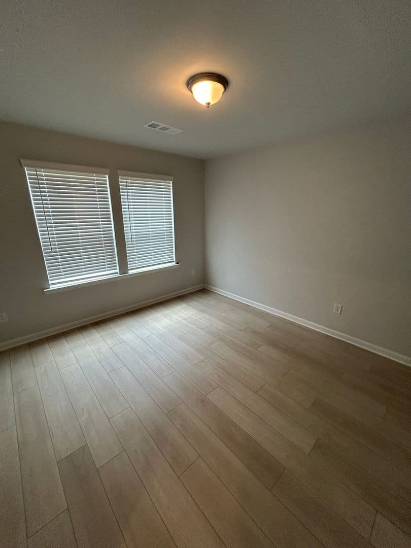 Atlanta House: 106 Werner Brook Way SW