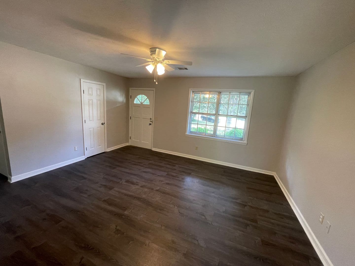 Carrollton House: 45 Knob Cir